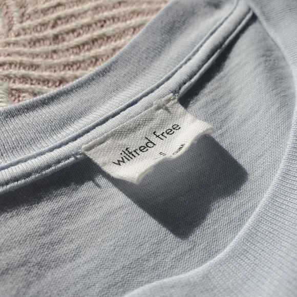 Aritzia - Wilfred Free Weekend T-shirt - Picture 6 of 11